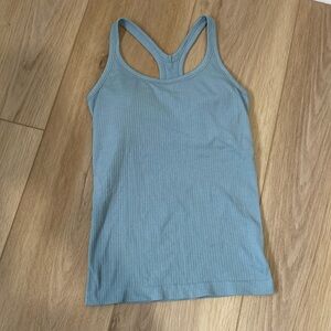 Lululemon ebb to street tank - size 6 chambray